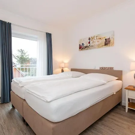 Hoppe 7 Modern Retreat *